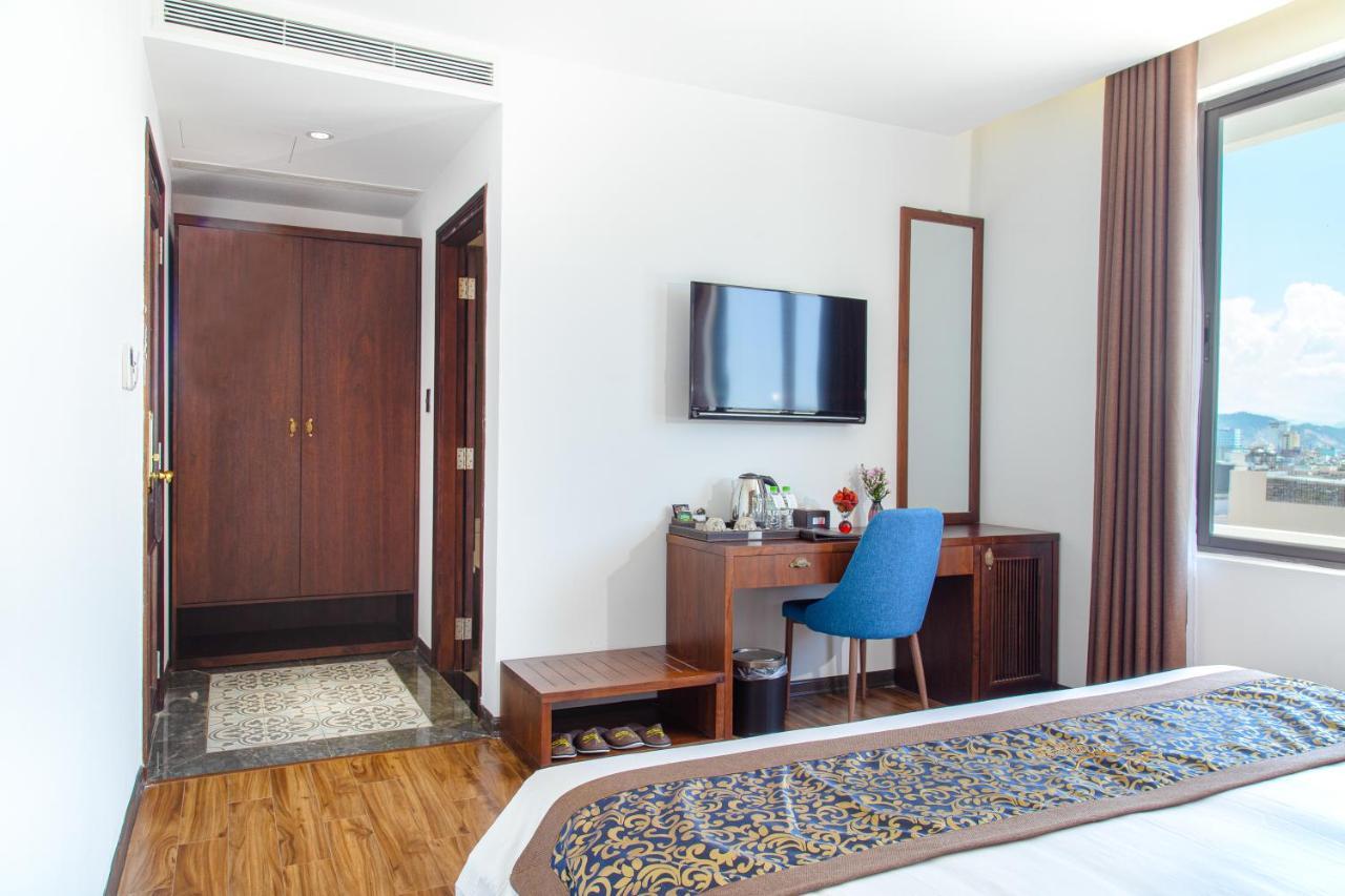 Dong Duong Hotel & Suites - Afternoon Tea Inclusive - Very Central Đà Nẵng Extérieur photo