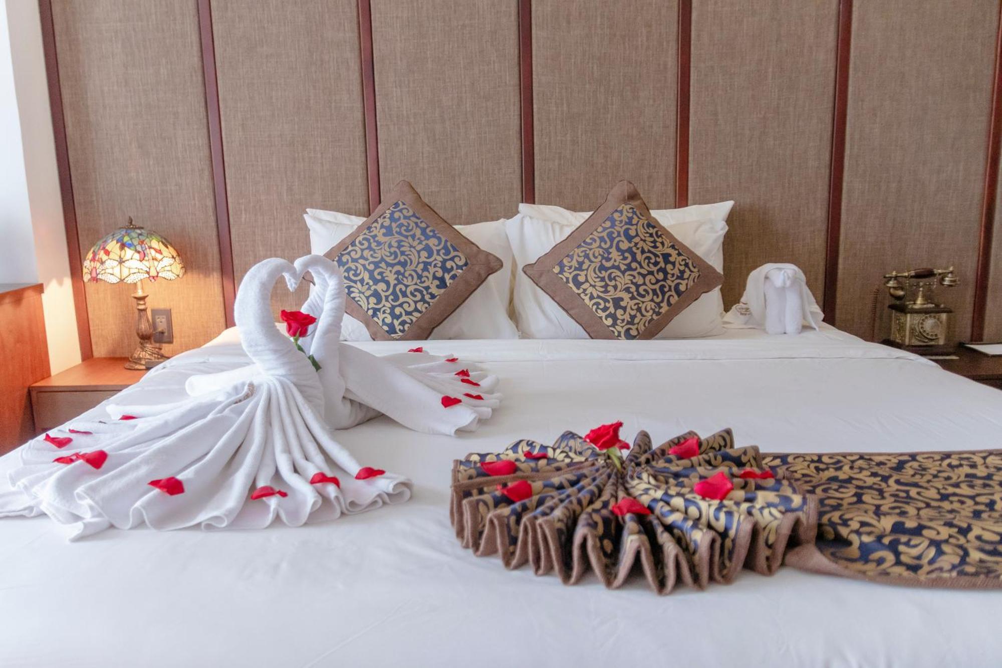Dong Duong Hotel & Suites - Afternoon Tea Inclusive - Very Central Đà Nẵng Extérieur photo